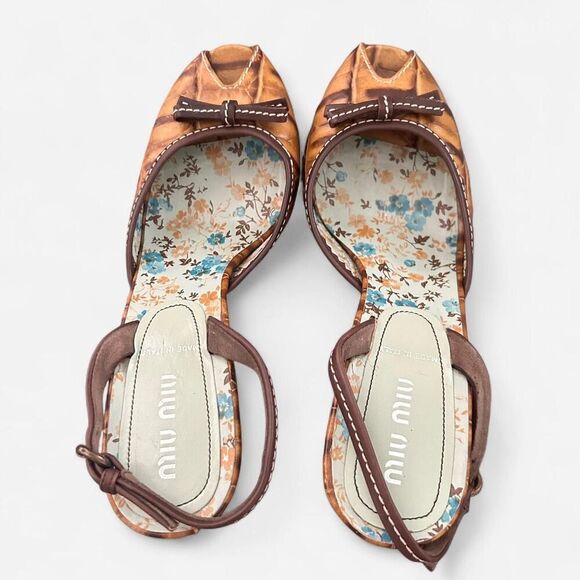 Miu Miu vintage peep toe croc embossed tan brown sling back heels 7.5 - Picture 2 of 8